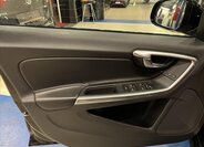 Volvo V60 Kombi 2,4 l 140 kw