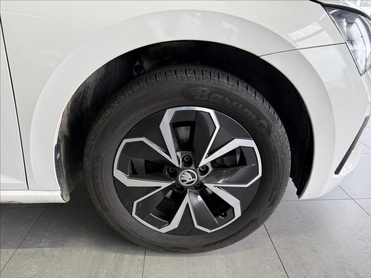 Škoda Scala Hatchback 999,0 85 kw