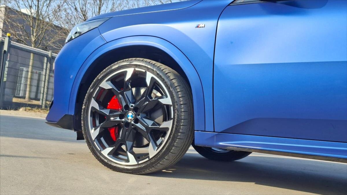 BMW X2 SUV / Terénní 2,0 l 221 kw