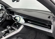 Audi Q8 SUV / Terénní 3,0 l 210 kw