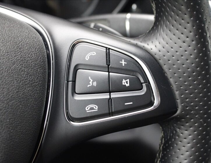 Mercedes-Benz Třídy V 21