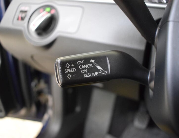 Volkswagen Passat Kombi 2,0 l 103 kw