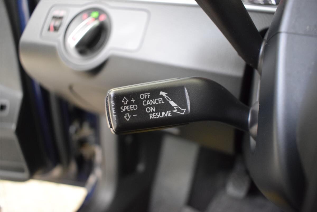 Volkswagen Passat Kombi 2,0 l 103 kw