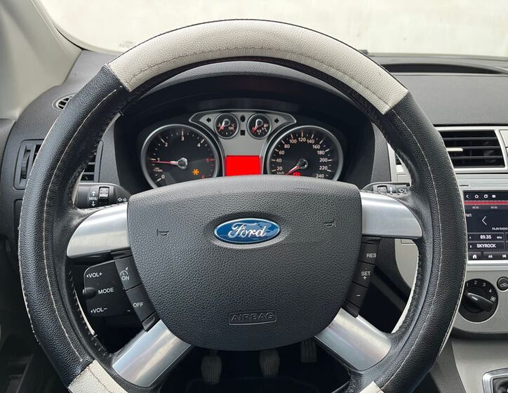 Ford Kuga 6