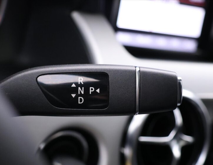 Mercedes-Benz GLK SUV / Terénní 3,0 l 195 kw