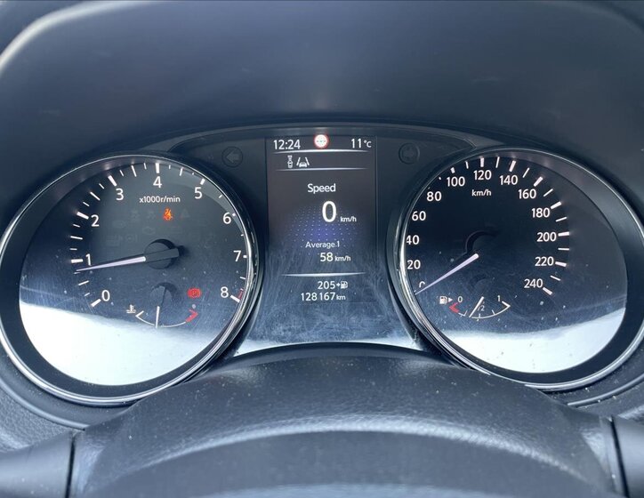 Nissan Qashqai SUV / Terénní 1,2 l 85 kw