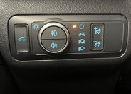 Ford Kuga SUV / Terénní 2,5 l 140 kw