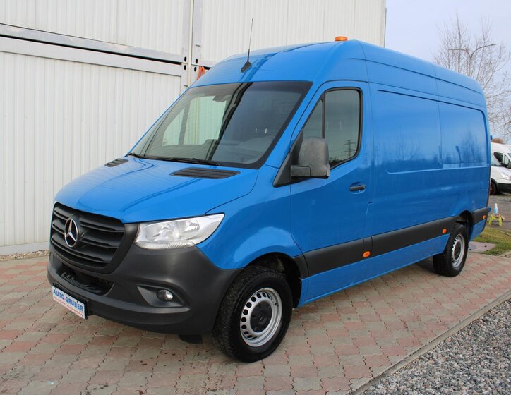 Mercedes-Benz Sprinter 1