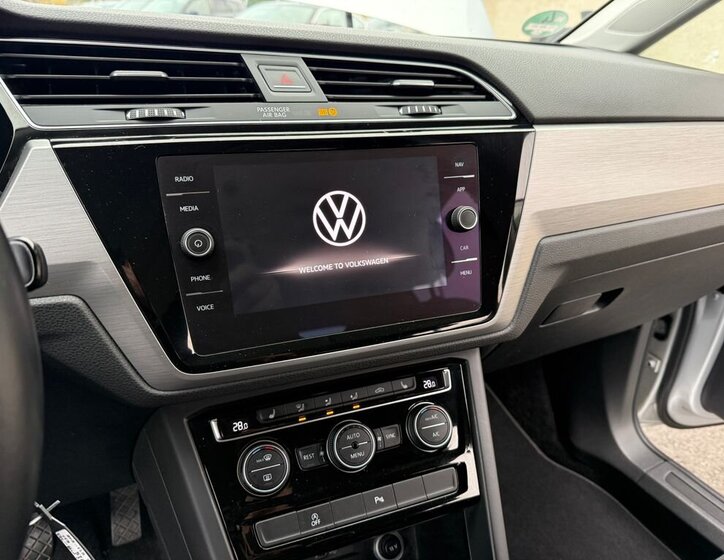 Volkswagen Touran 12