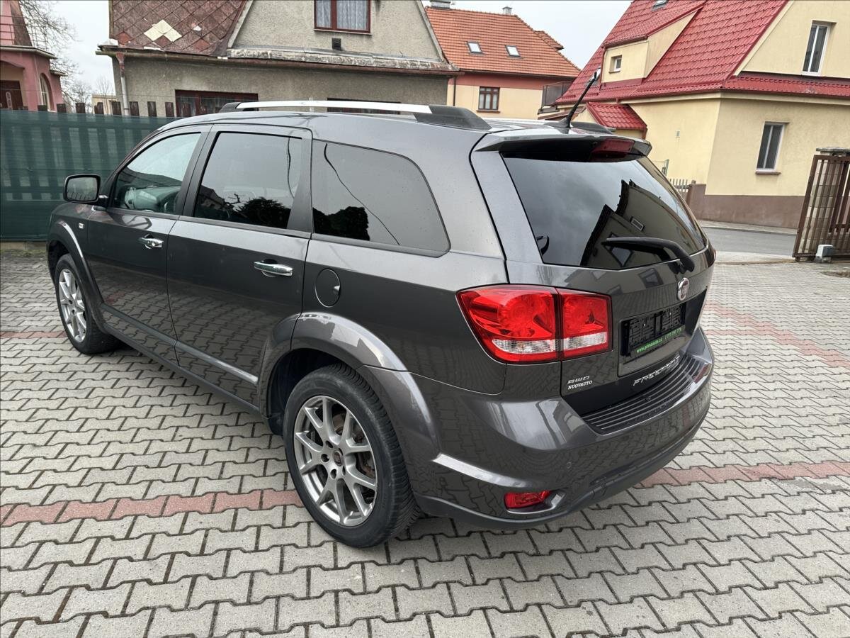 Fiat Freemont SUV / Terénní 2,0 l 125 kw