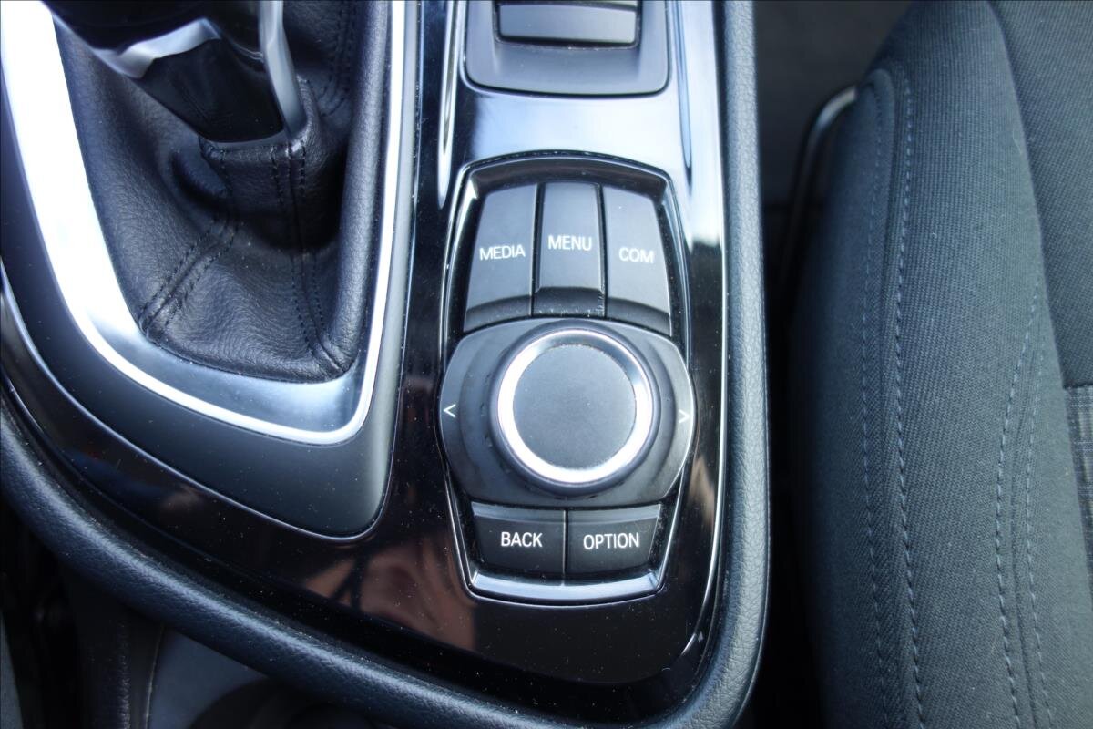 BMW Řada 2 MPV 1,5 l 103 kw