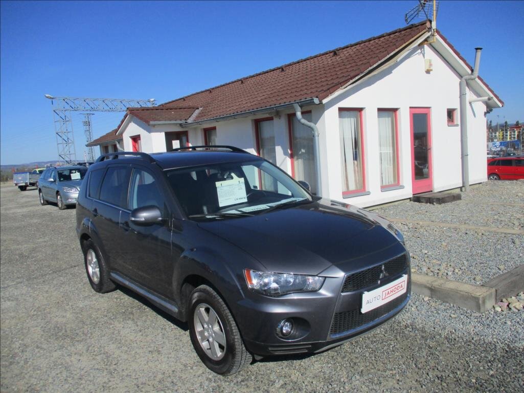 Mitsubishi Outlander SUV / Terénní 2,2 l 115 kw