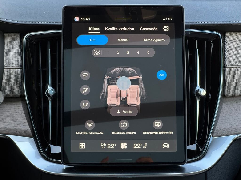 Volvo XC90 SUV / Terénní 2,0 l 184 kw