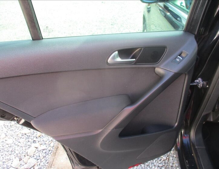 Volkswagen Tiguan SUV / Terénní 2,0 l 81 kw