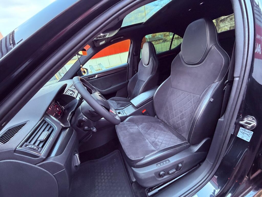 Škoda Superb Sedan / Limuzína 2,0 l 140 kw