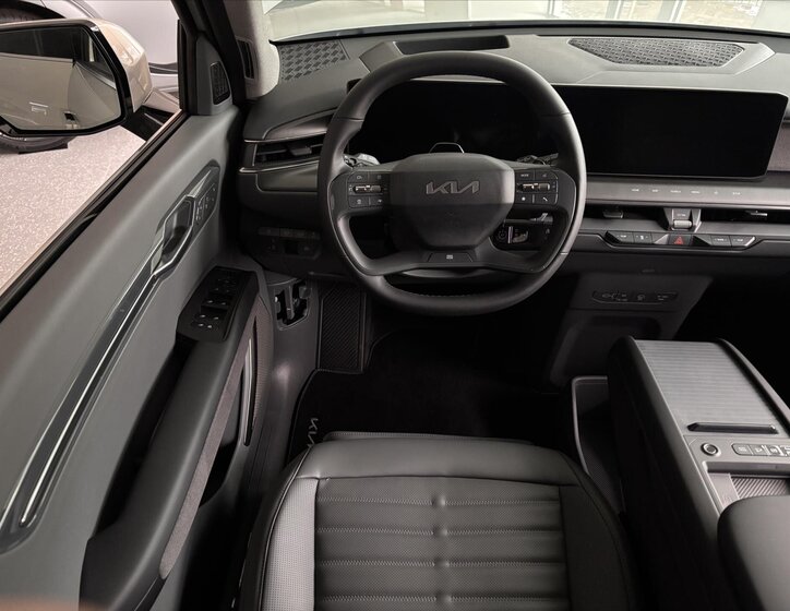 KIA EV9 6