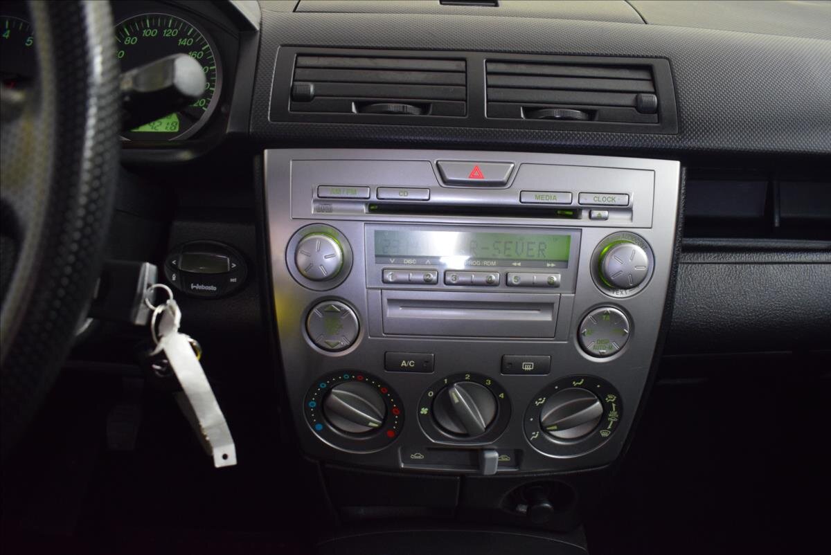 Mazda 2 Hatchback 1,4 l 59 kw