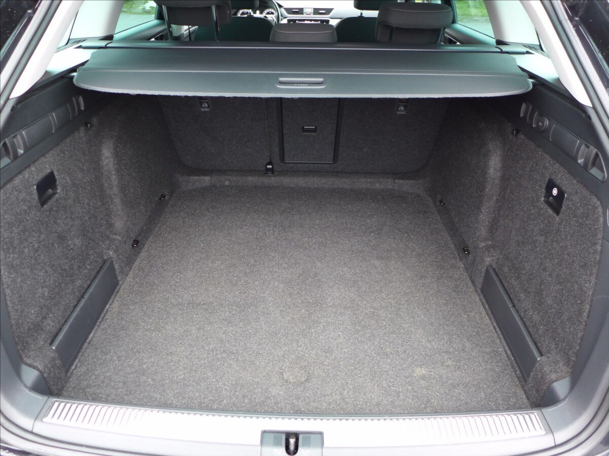 Škoda Superb Kombi 2,0 l 110 kw