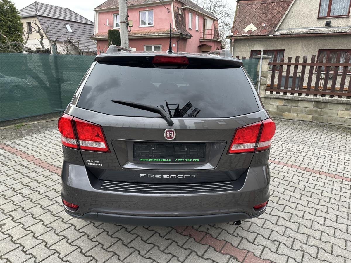 Fiat Freemont SUV / Terénní 2,0 l 125 kw