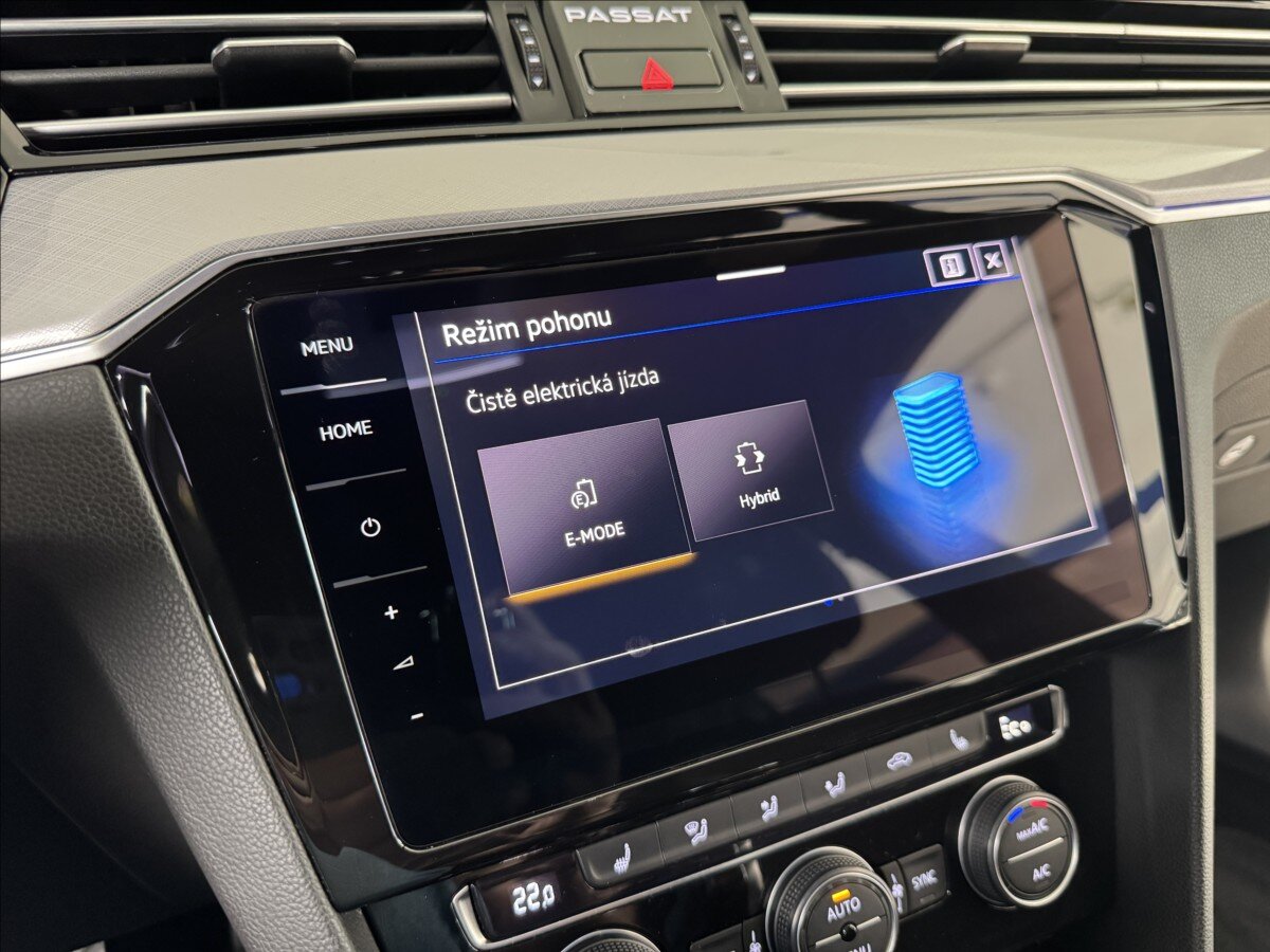 Volkswagen Passat Kombi 1,4 l 160 kw