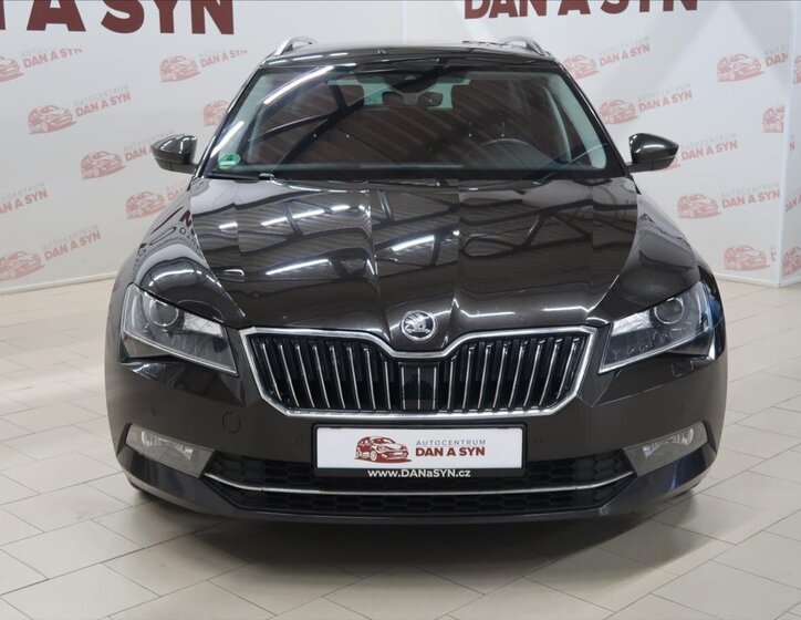 Škoda Superb 2