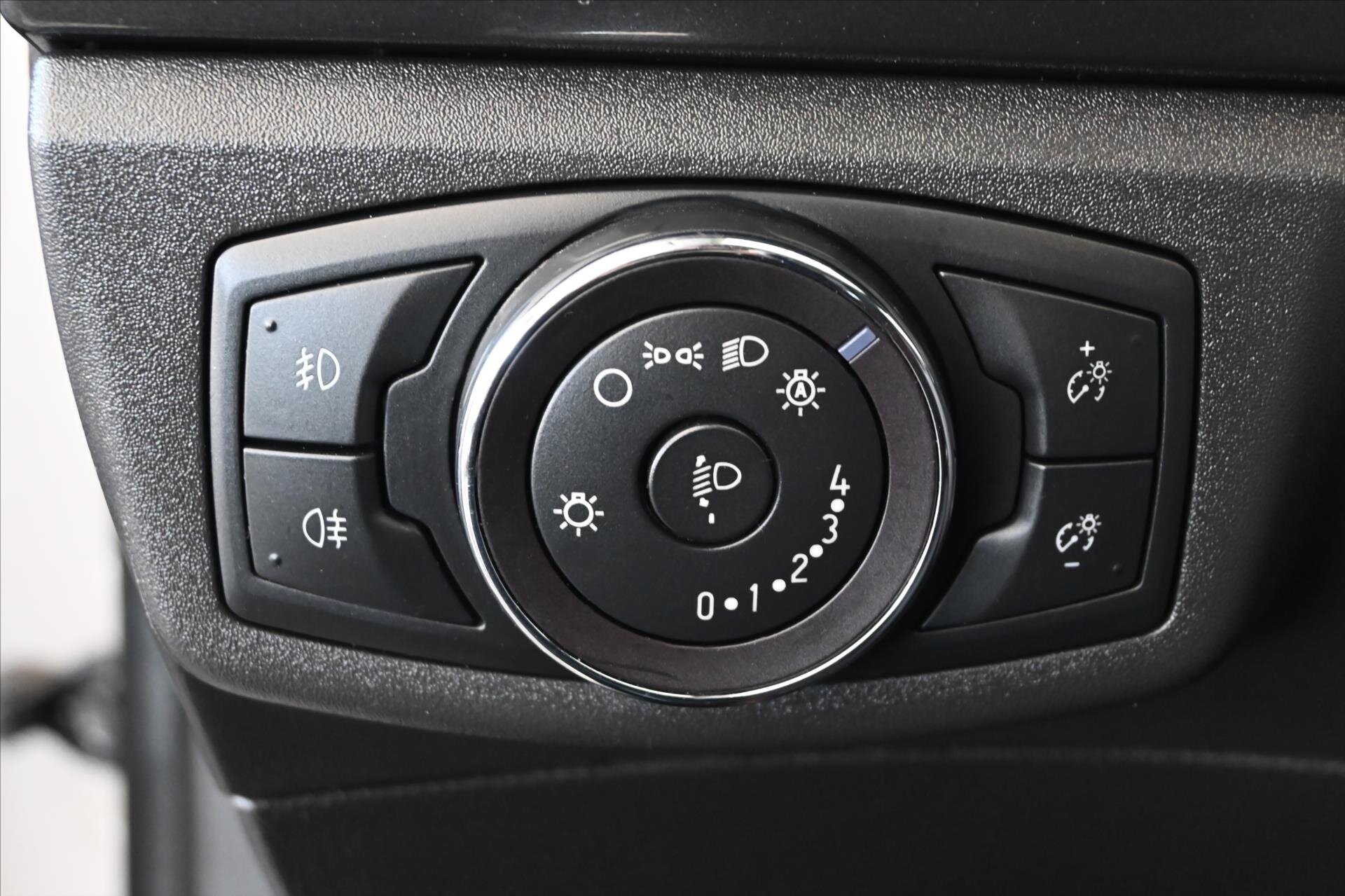 Ford Mondeo Kombi 2,0 l 110 kw