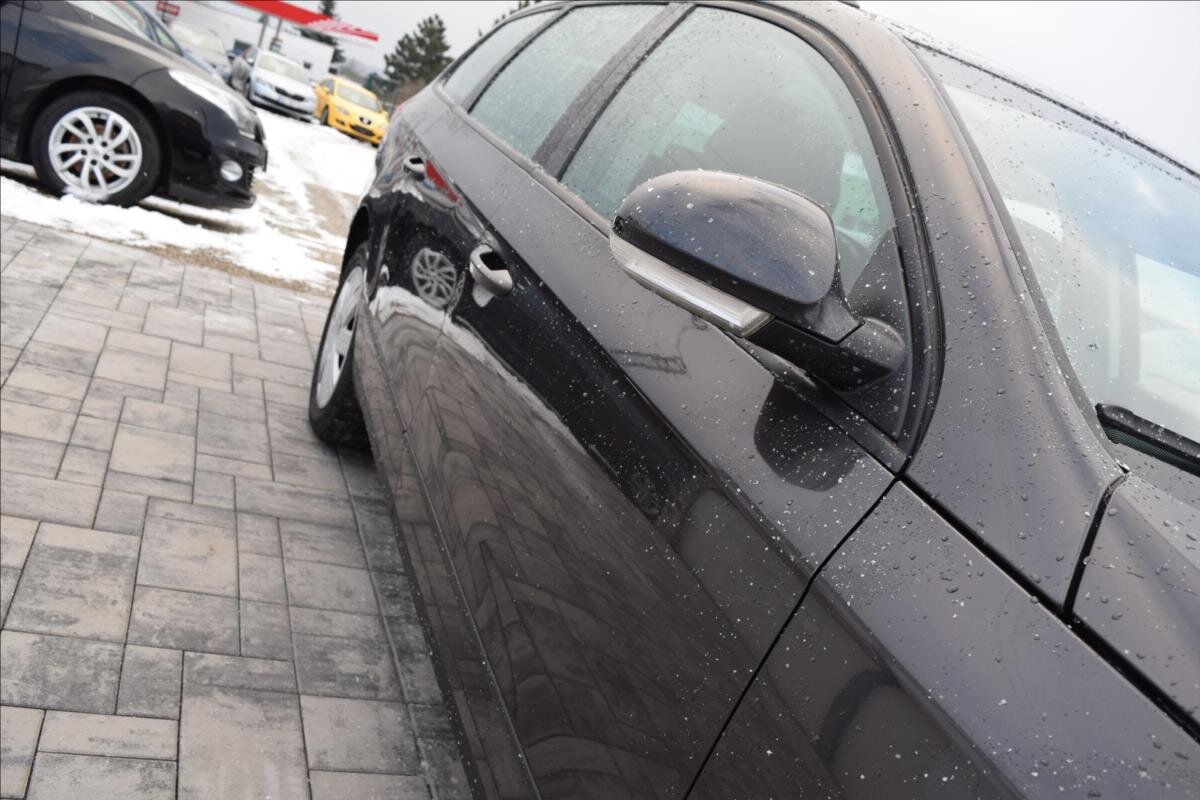 Volkswagen Passat Kombi 1,9 l 77 kw