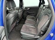 Audi Q7 8