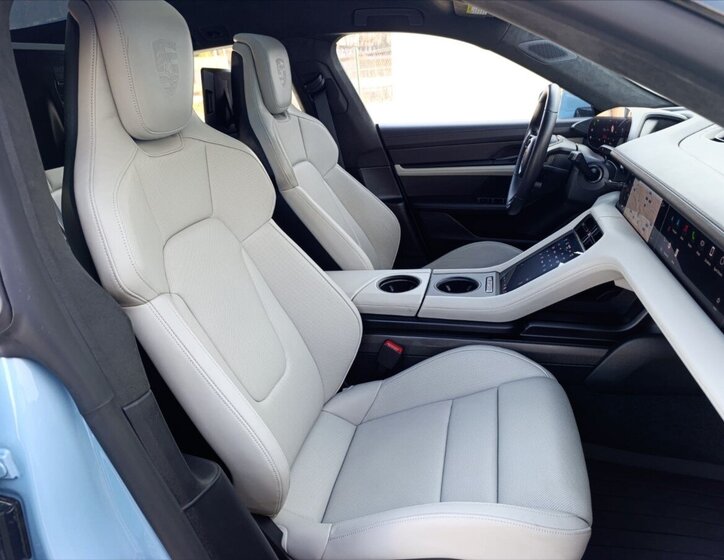 Porsche Taycan Kombi 0,0 560 kw