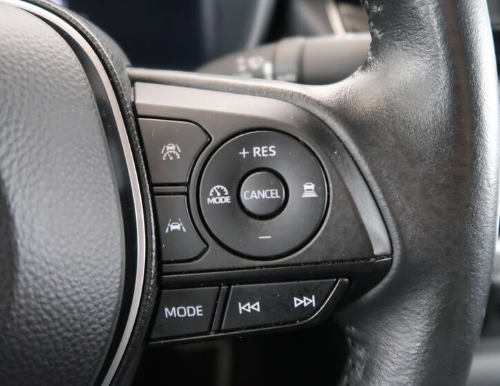 Toyota Corolla Sedan / Limuzína 1,8 l 72 kw