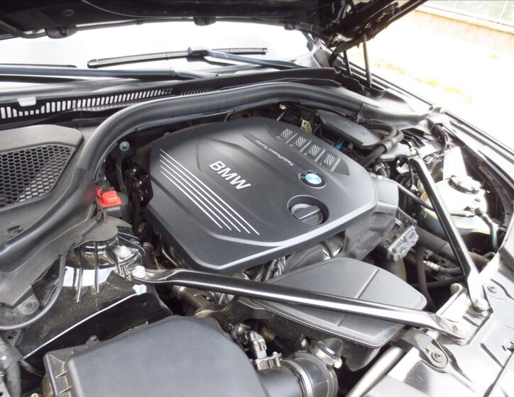 BMW Řada 5 Kombi 2,0 l 140 kw