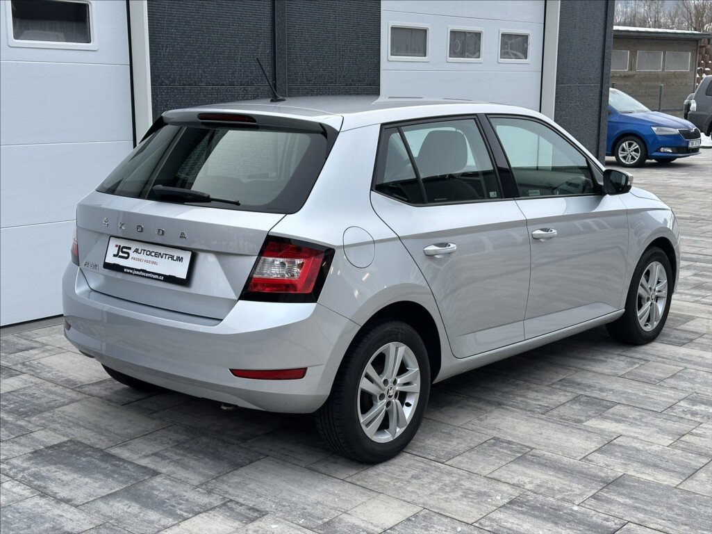 Škoda Fabia Hatchback 999,0 70 kw