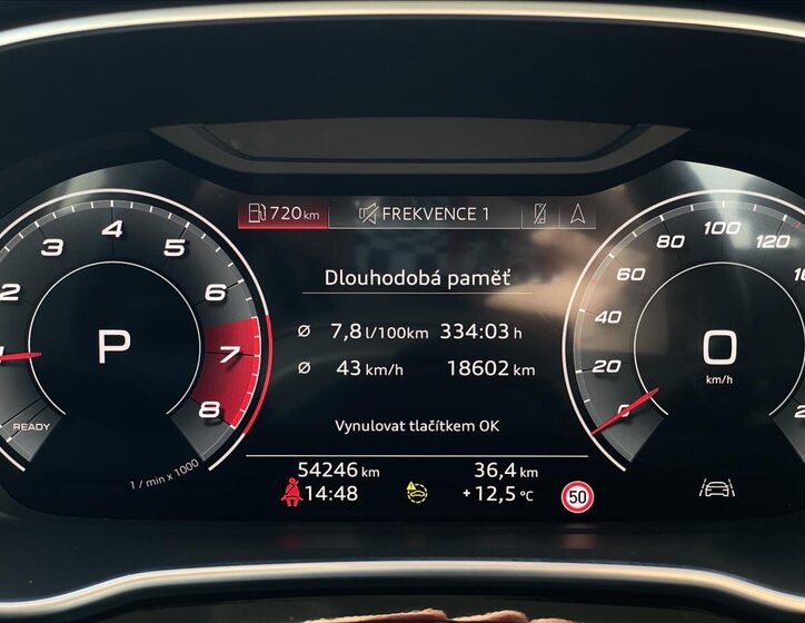 Audi Q3 SUV / Terénní 1,5 l 110 kw