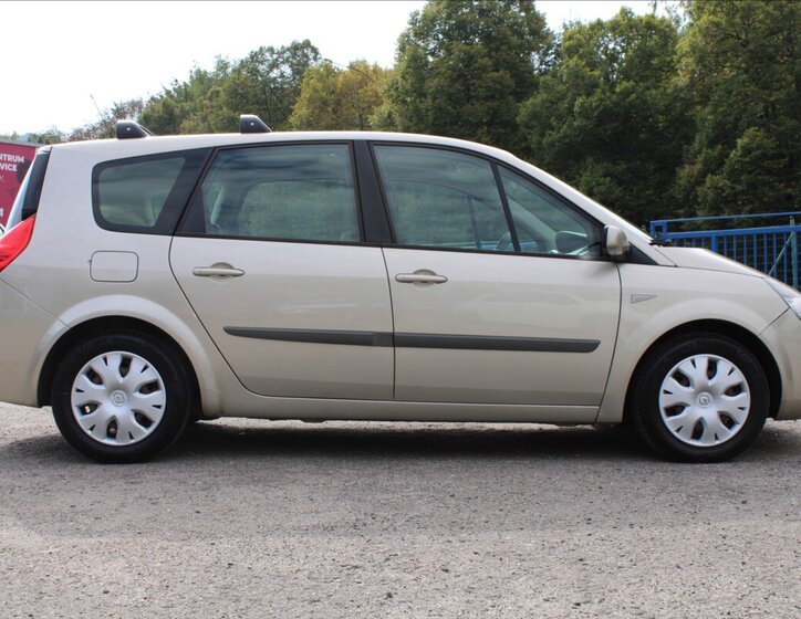 Renault Grand Scénic MPV 1,5 l 78 kw