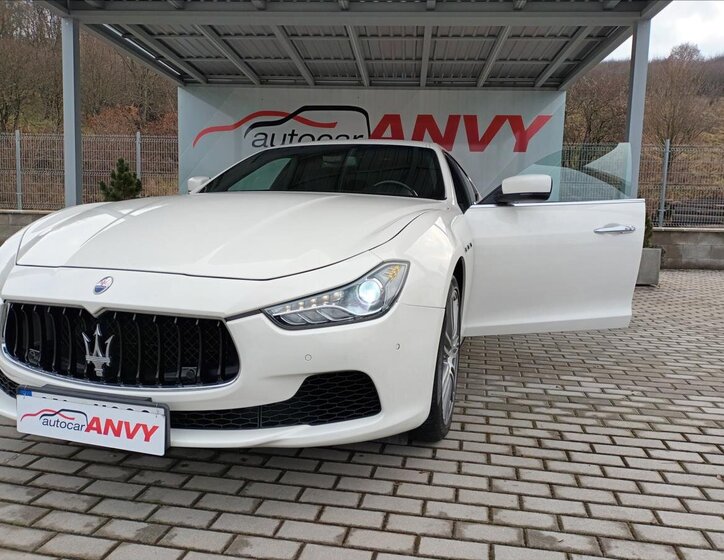 Maserati Ghibli Sedan 3,0 l 243 kw