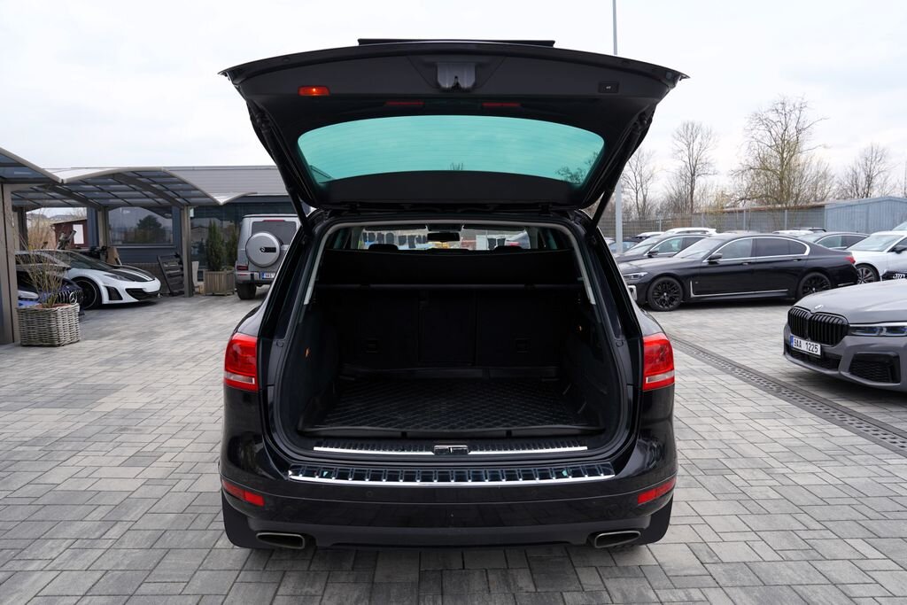 Volkswagen Touareg SUV / Terénní 3,0 l 176 kw