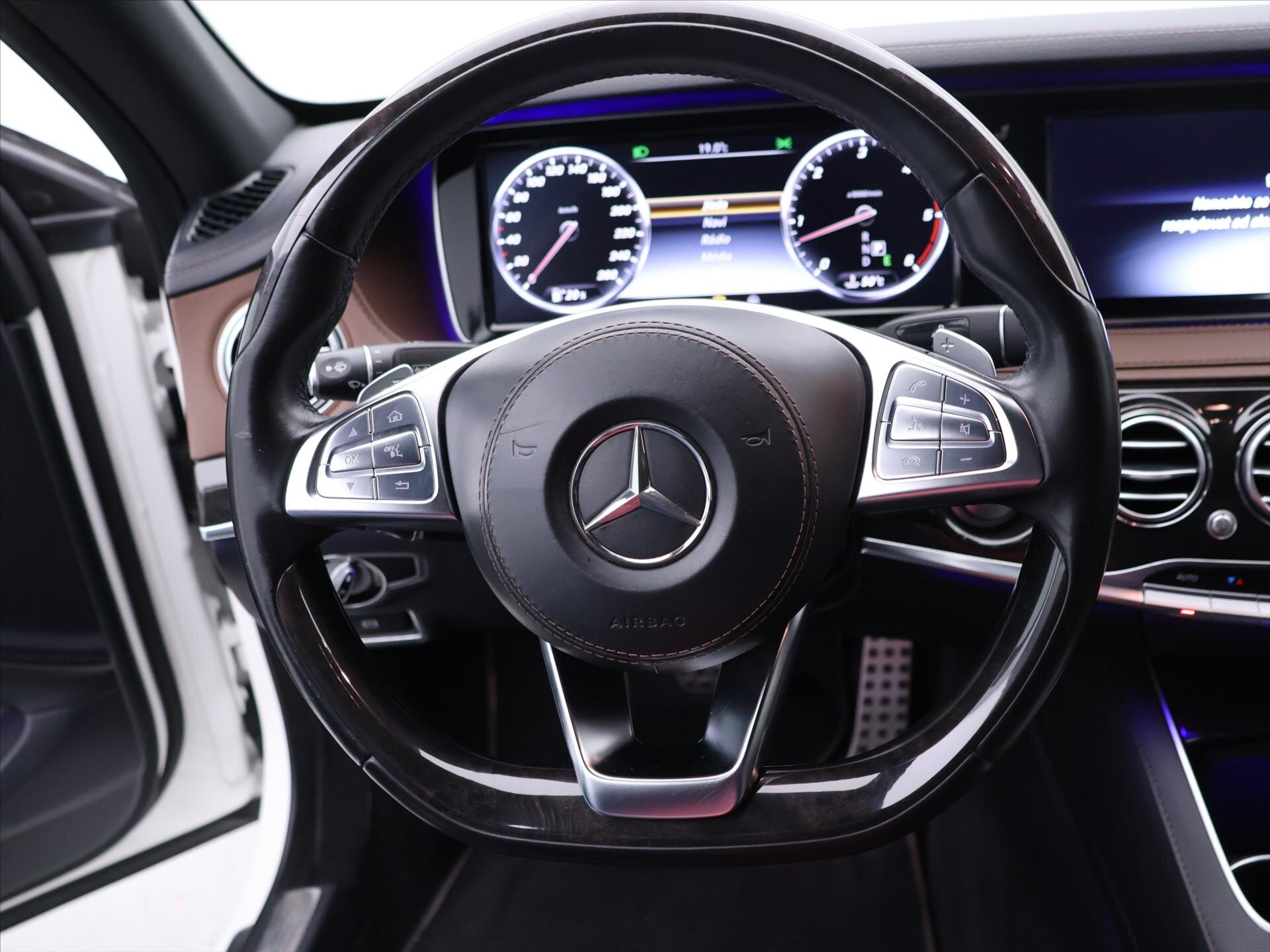 Mercedes-Benz Třídy S Sedan / Limuzína 3,0 l 190 kw