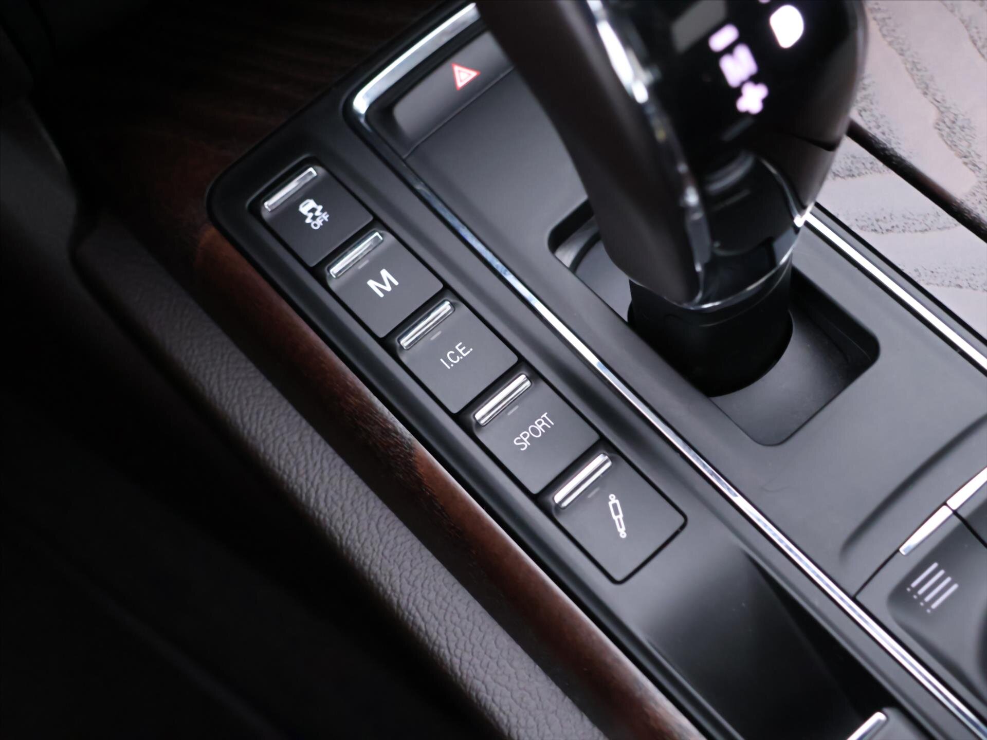 Maserati Quattroporte Sedan 3,0 l 316 kw