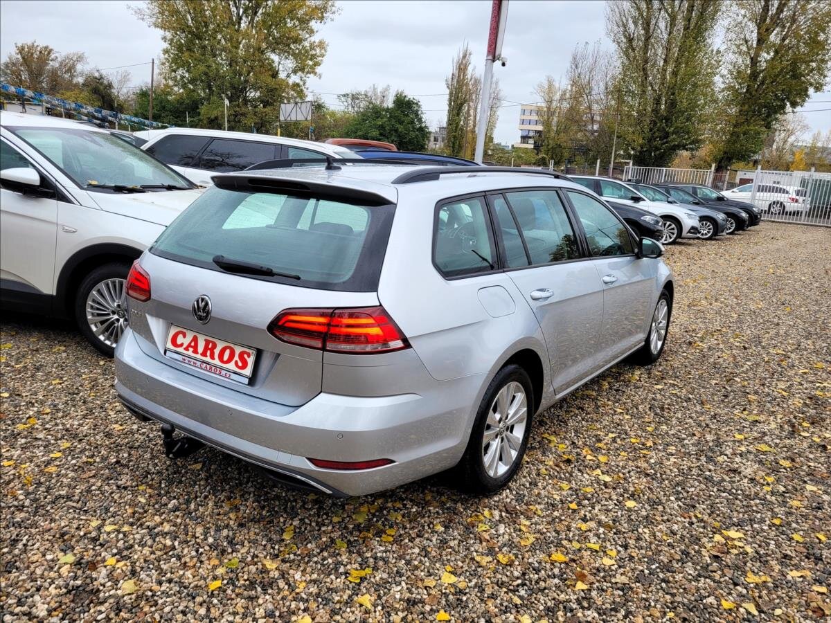 Volkswagen Golf Kombi 999,0 85 kw