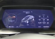 Tesla Model X 24