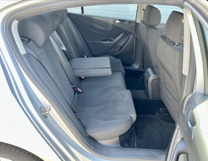 Volkswagen Passat Sedan 2,0 l 110 kw