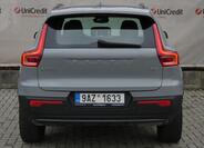 Volvo XC40 4
