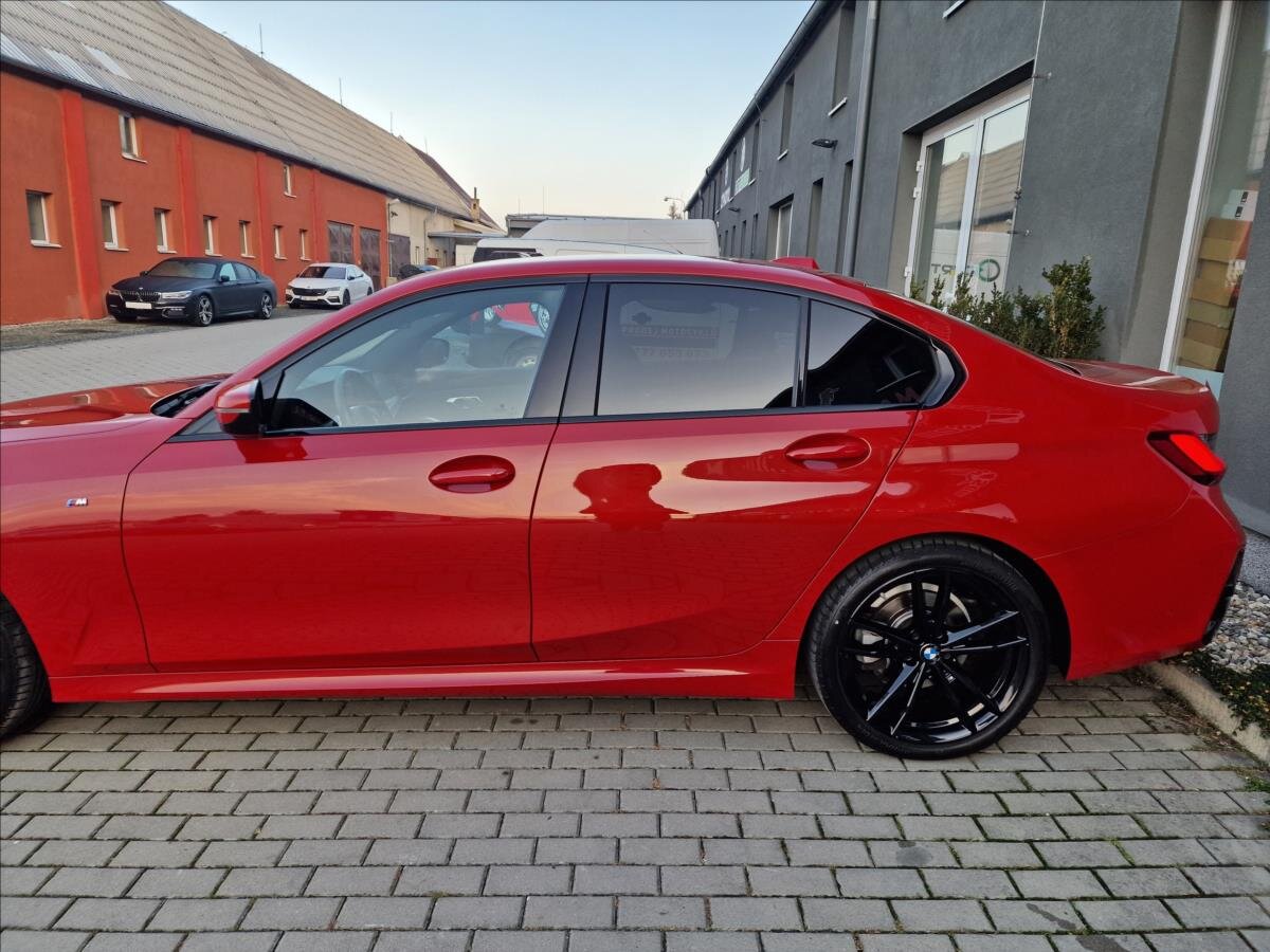 BMW Řada 3 Sedan / Limuzína 2,0 l 140 kw