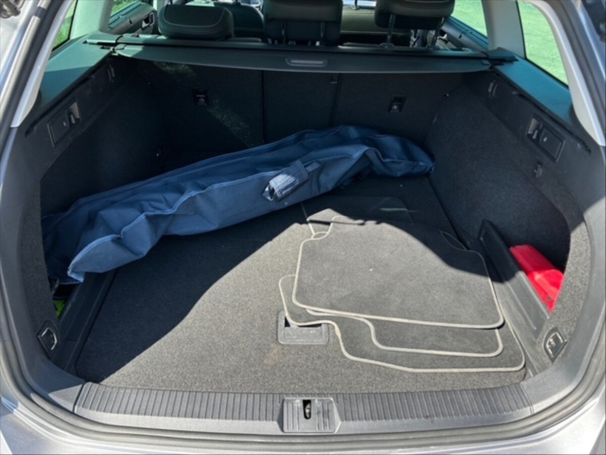 Volkswagen Passat Kombi 2,0 l 140 kw