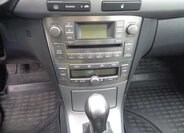 Toyota Avensis Kombi 2,0 l 108 kw