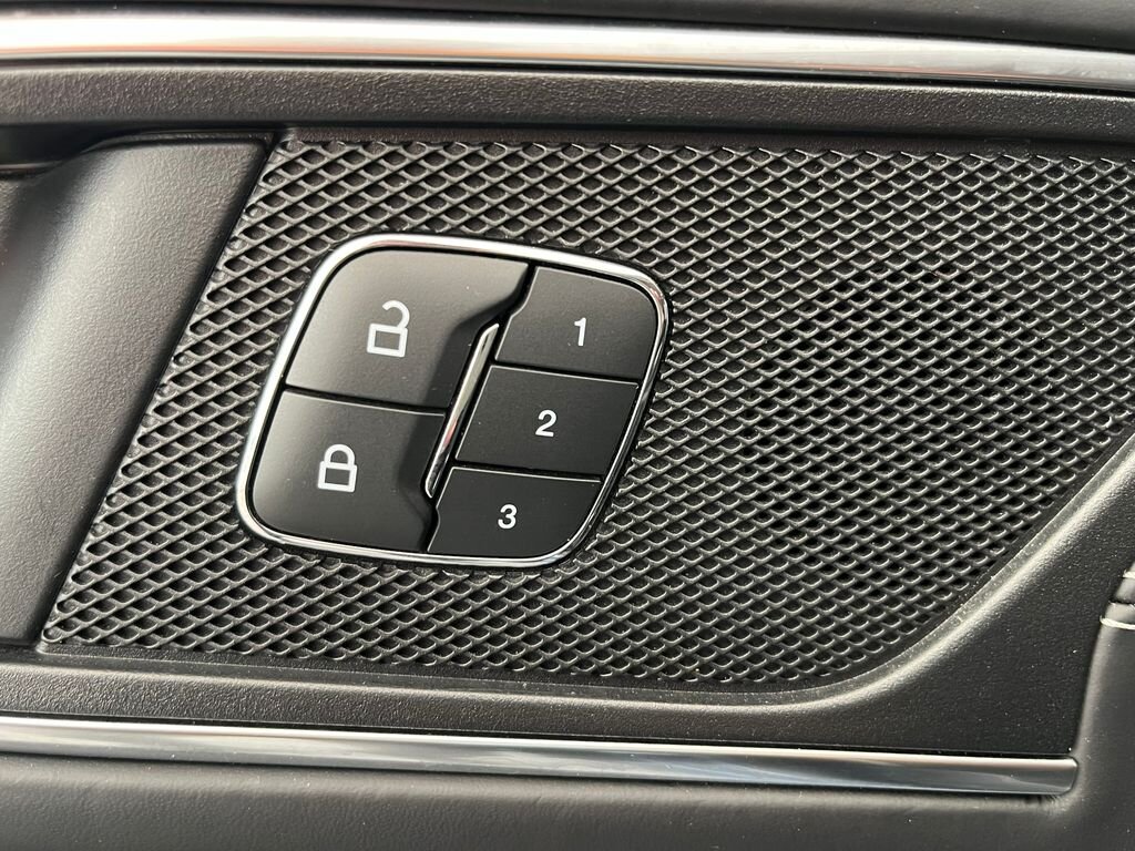 Ford S-MAX MPV 2,5 l 140 kw