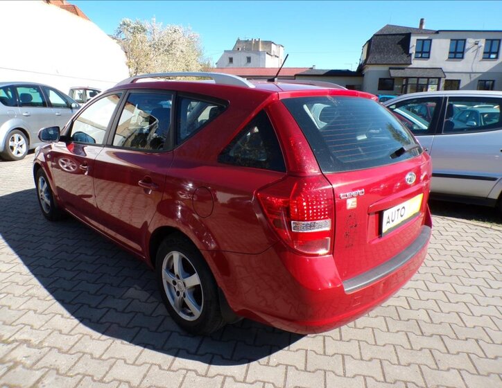 KIA Ceed Kombi 1,4 l 77 kw