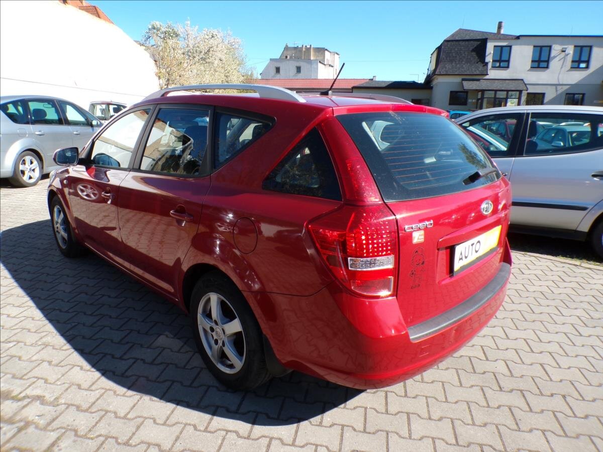 KIA Ceed Kombi 1,4 l 77 kw
