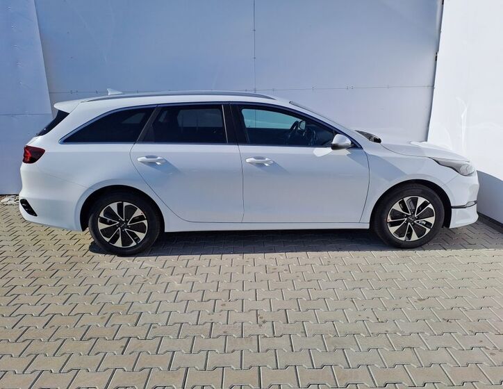 KIA Ceed 8