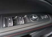 Alfa Romeo Stelvio SUV / Terénní 2,0 l 206 kw